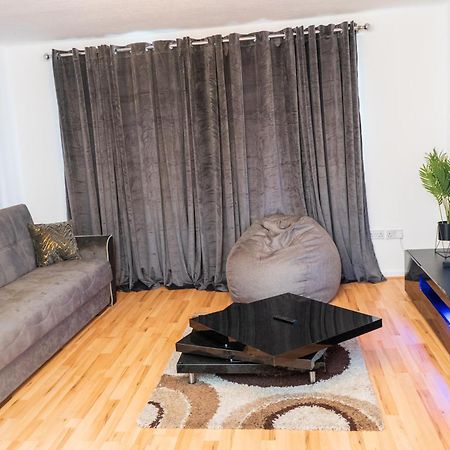 Villa Cosy 2 Bed With Parking Near Piccadilly, Etihad Stadium And Coop Live Sleeps Up To 5 Manchester Exterior foto
